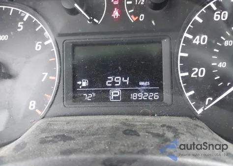 2017 Nissan Sentra S z USA, uszkodzony, nr VIN 3N1AB7AP7HY212126